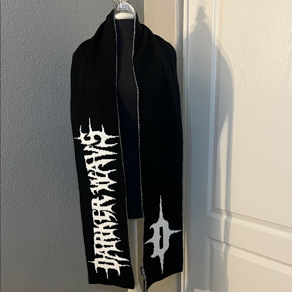 Dolls Kill DIATONIC KNIT SCARF Black and White Logo Scarf One Size NEW - Picture 2 of 5